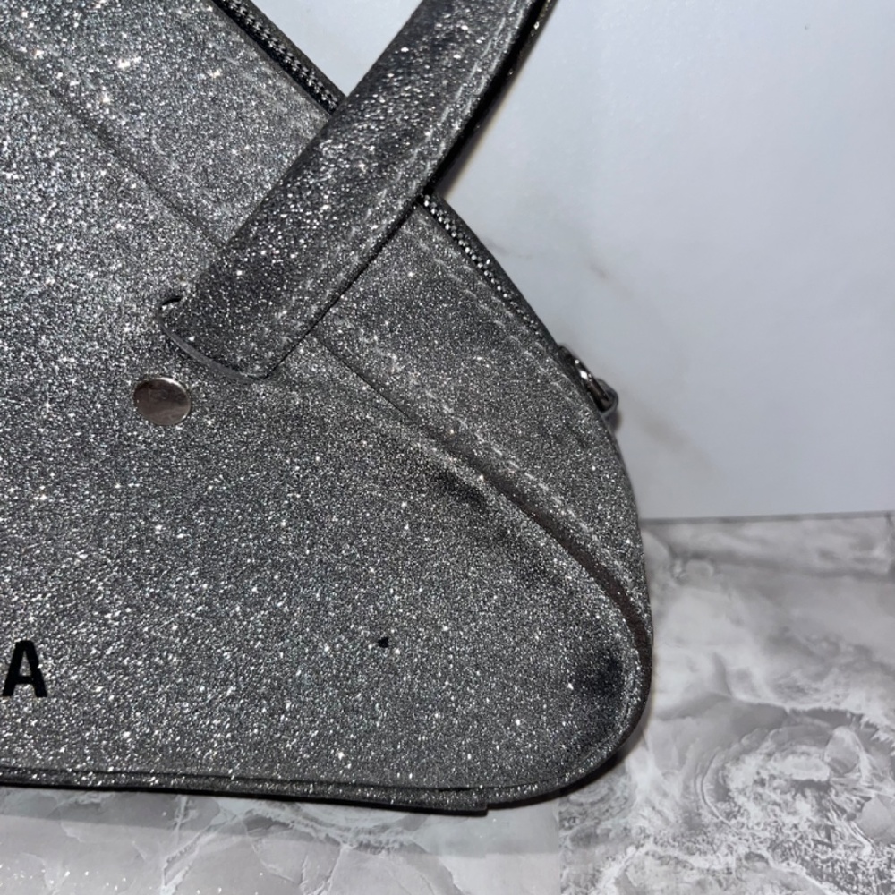Balenciaga glitter silver triangle crossbody bag - Picture 3 of 10